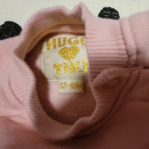 Hugo Loves Tiki Sweatshirt - Picture 2 of 2